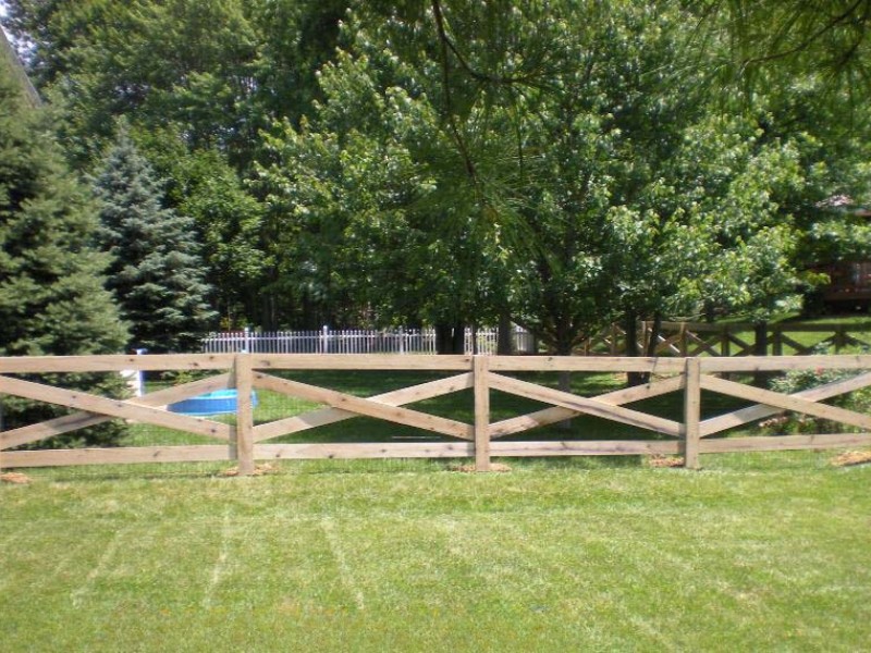 Crossbuck Wood Fence Style